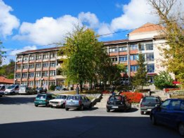 Gradska bolnica, Kosovska Mitrovica